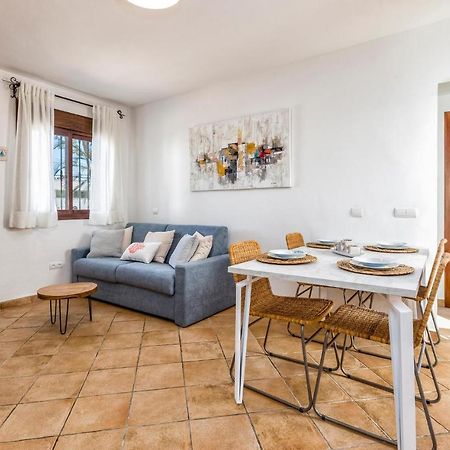 Gorgeous Home In Marbella With Kitchen Εξωτερικό φωτογραφία
