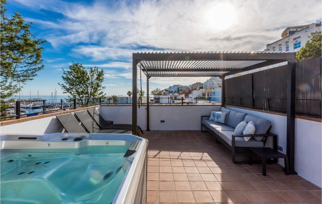 Gorgeous Home In Marbella With Kitchen Εξωτερικό φωτογραφία